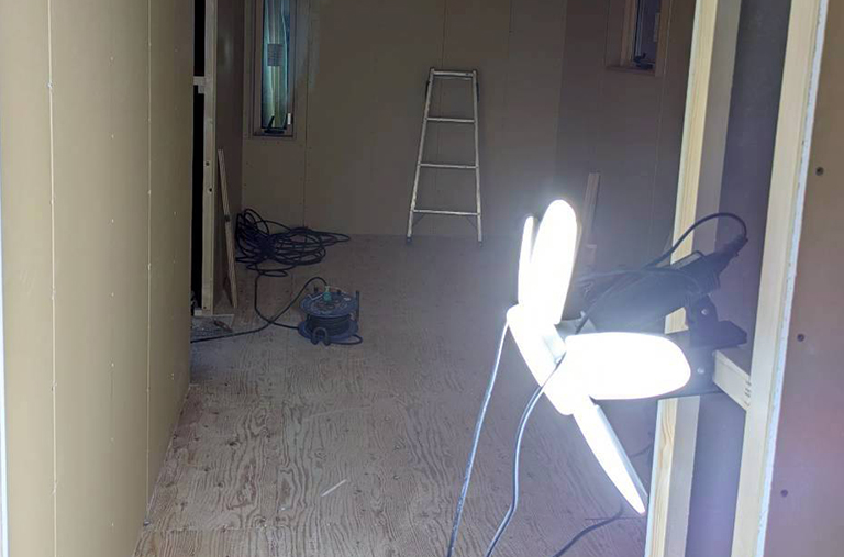 あま市の事務所リフォーム｜ワンフロア化＋休憩室増築工事